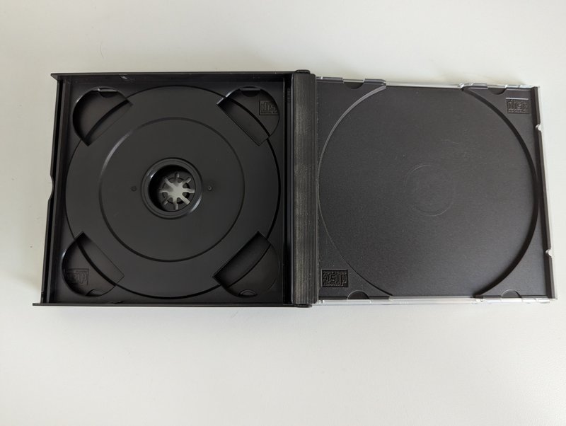 Multiway one disk case interior detail