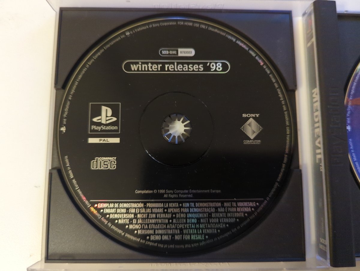 MediEvil - Disc 2 - PAL PlayStation 1