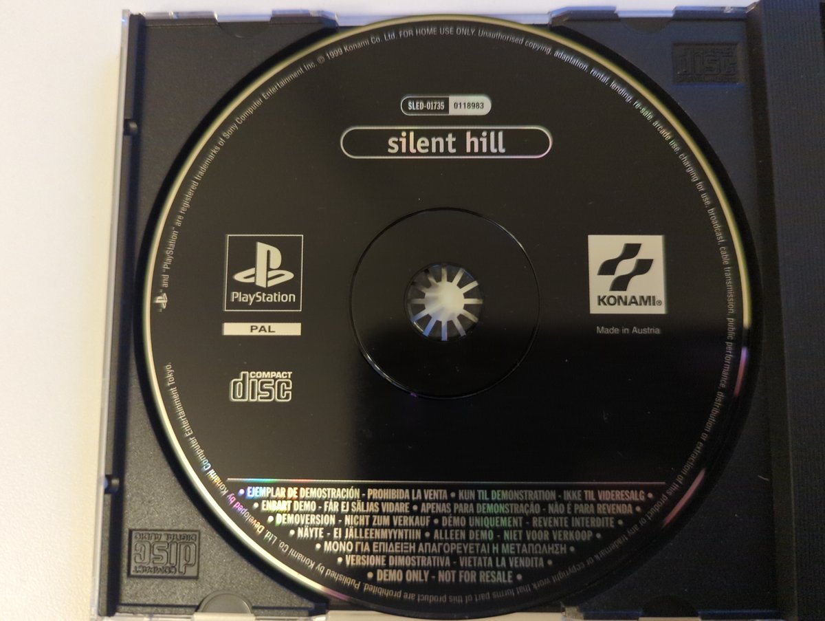 Metal Gear Solid - Disc 3 - PAL PlayStation 1